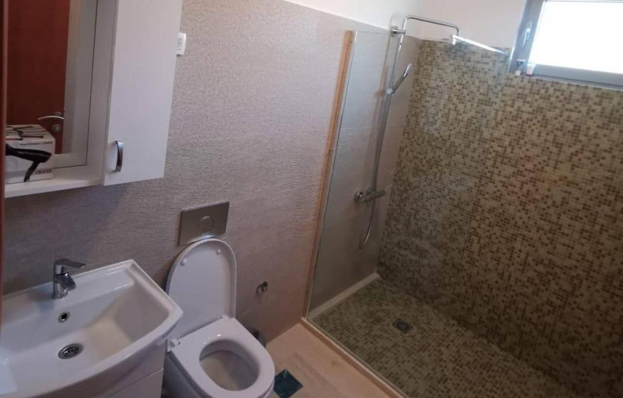 New Luxury Apartments Bar Luaran gambar