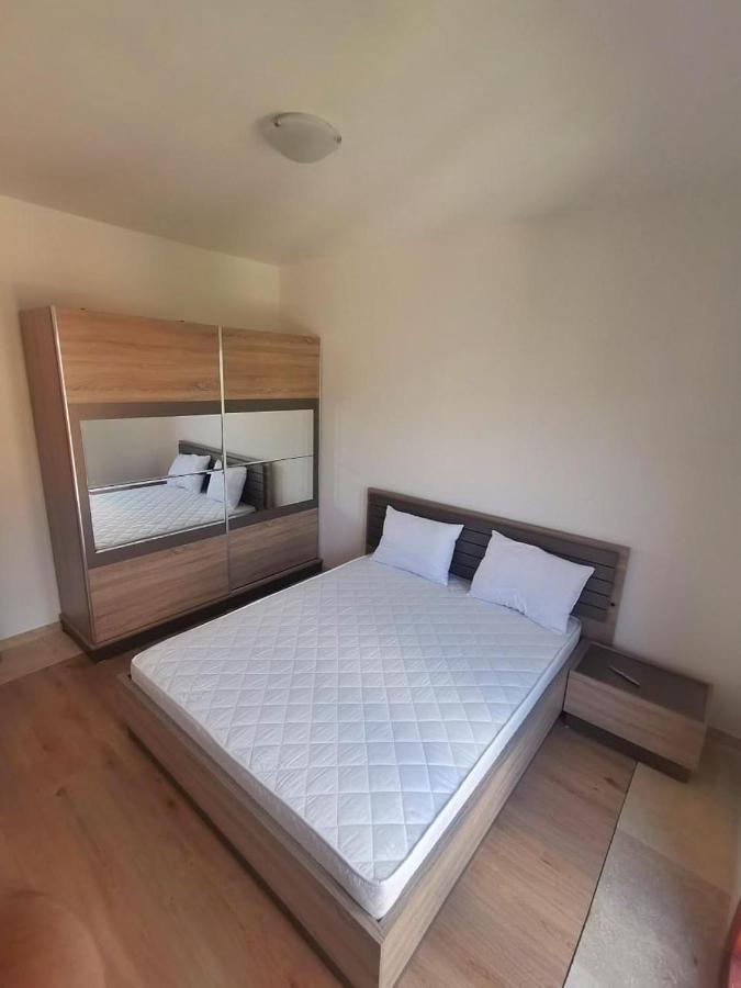 New Luxury Apartments Bar Luaran gambar